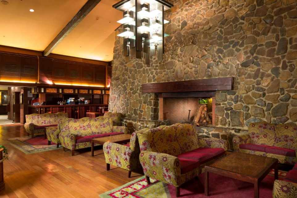 Disney Hotel Sequoia Lodge lobby Disney Hotel Sequoia Lodge lobby