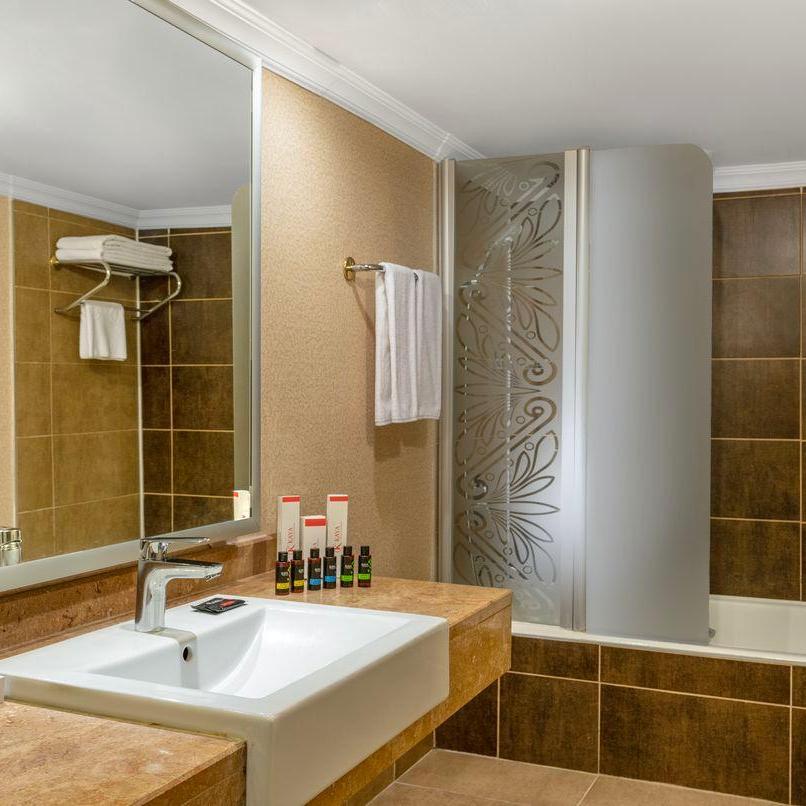 Kaya Belek baie.jpg