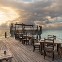 Essque Zalu Zanzibar ponton.jpg