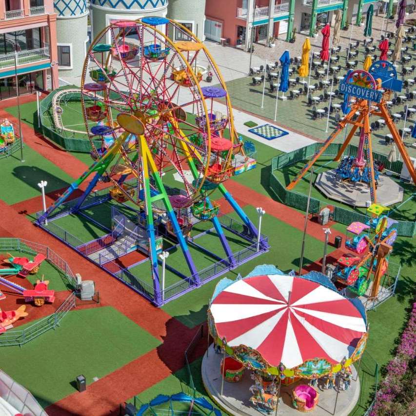 Granada_Luxury_Belek_lunapark.jpg