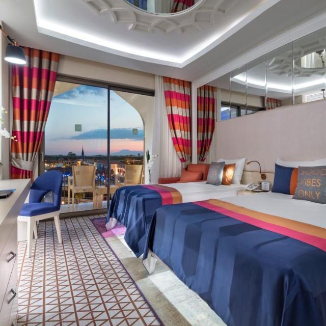 Granada_Luxury_Belek_camera.jpg