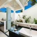 Oblu Experience Ailafushi baie.jpg