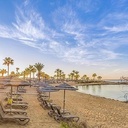 Adams Beach plaja 2.JPG