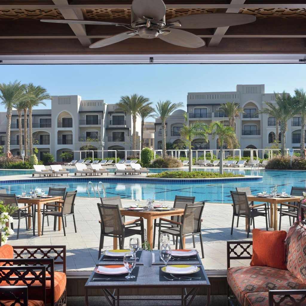 572_shr_alcazar_amoura_lebanese_restaurant.jpg