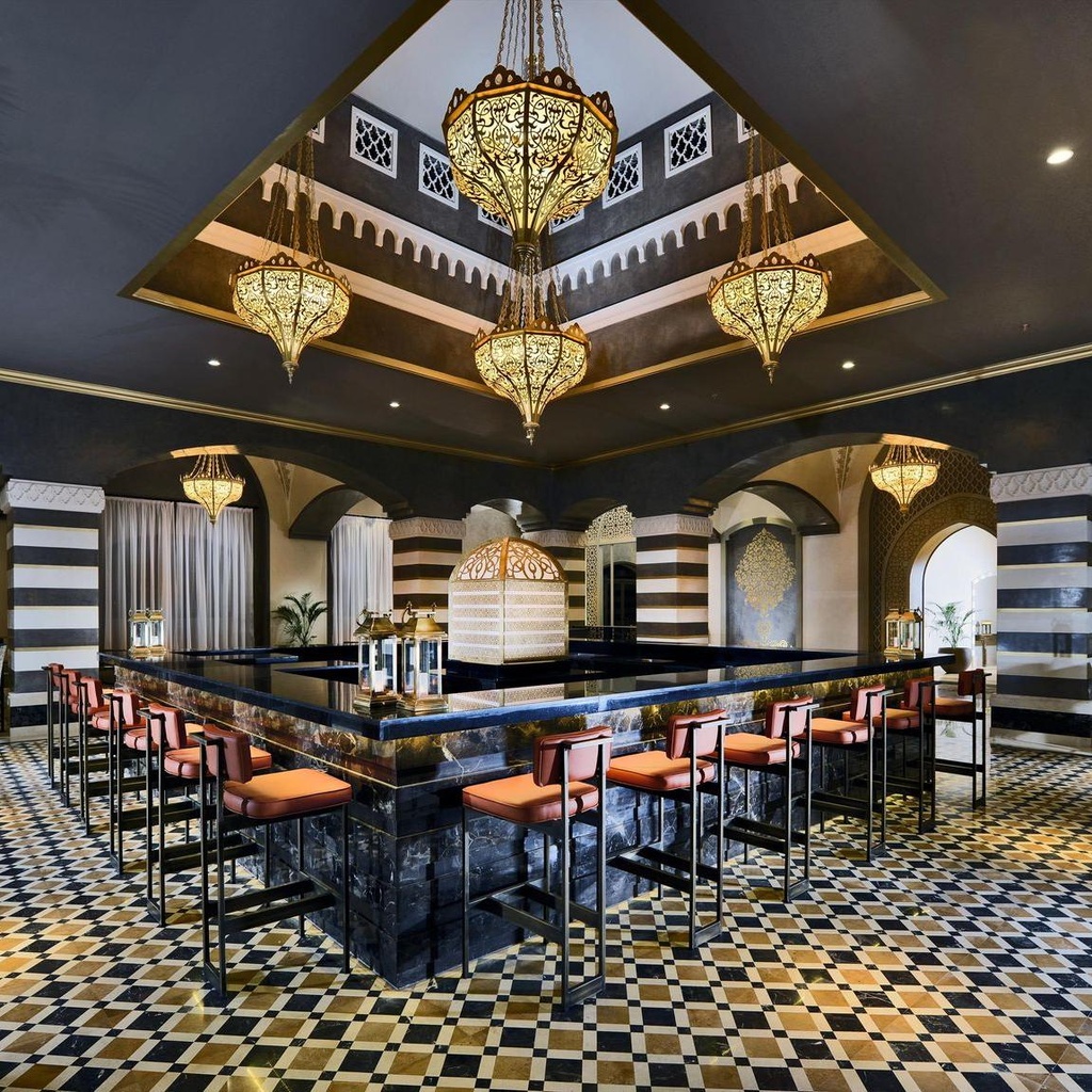 572_shr_alcazar_cazar_lobby_bar-1.jpg