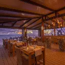 Coco de mer sunset pe terasa.webp