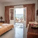 Alma_exterior cu piscina.webp