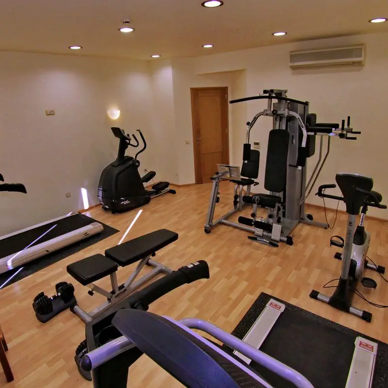 Blue_Sea_Beach_-_Gym_2_7358.jfif
