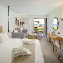 Bungalow_Sea_Front_1_6588.webp