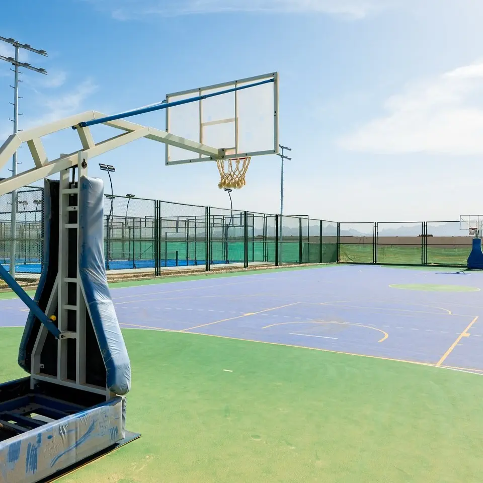 Sentido Naga Bay terne de tenis.webp