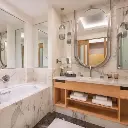 St Regis camera grand deluxe baie.webp