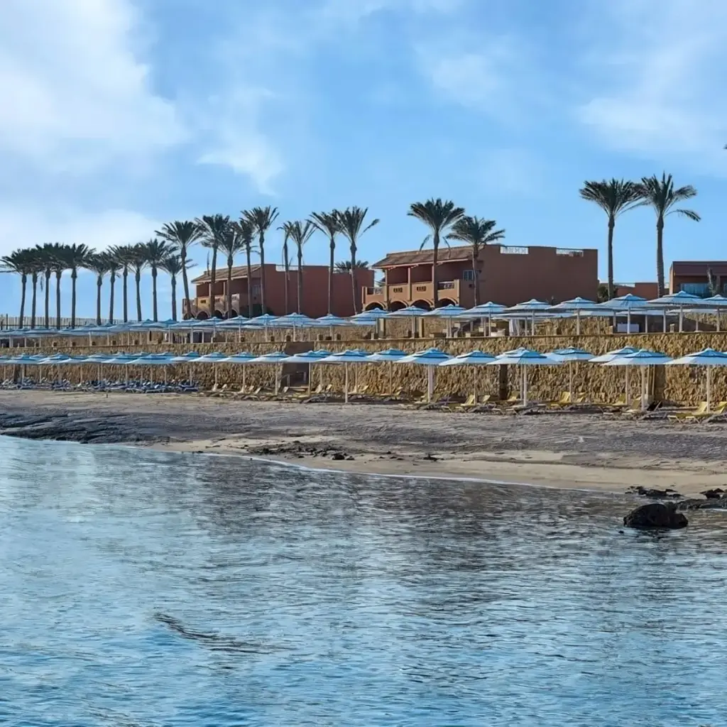 Jaz-Grand-Resort plaja-min.webp