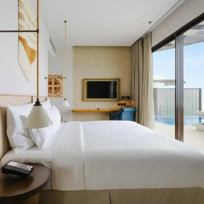 Hawar camera cu private pool.webp