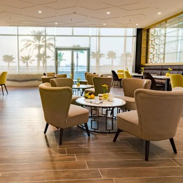 Solymar restaurant cu view.webp