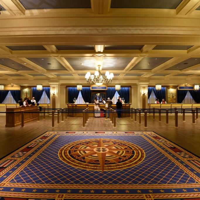 Vacanță la Newport Bay Club hotel Disneyland Paris