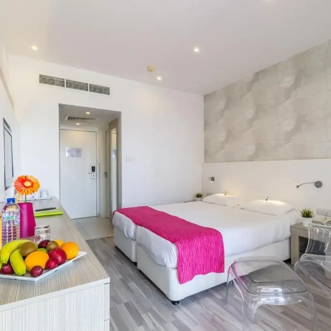 Margadina camera dubla.webp