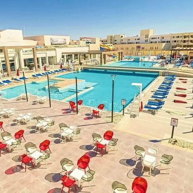 Amarina zona de piscina.webp