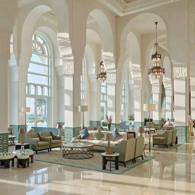 Hilton Salwa Beach hol.webp