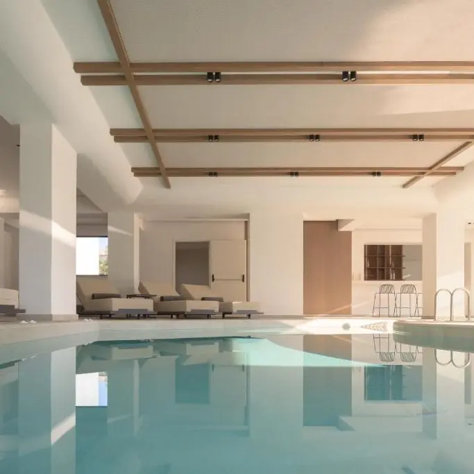 Theartemis Palace piscina interioara.webp