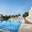 Valamar Carolina piscina infinity.webp