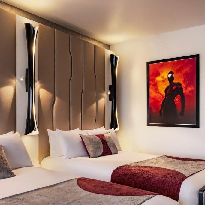 Vacanță la New York-The Art of Marvel hotel Disneyland Paris