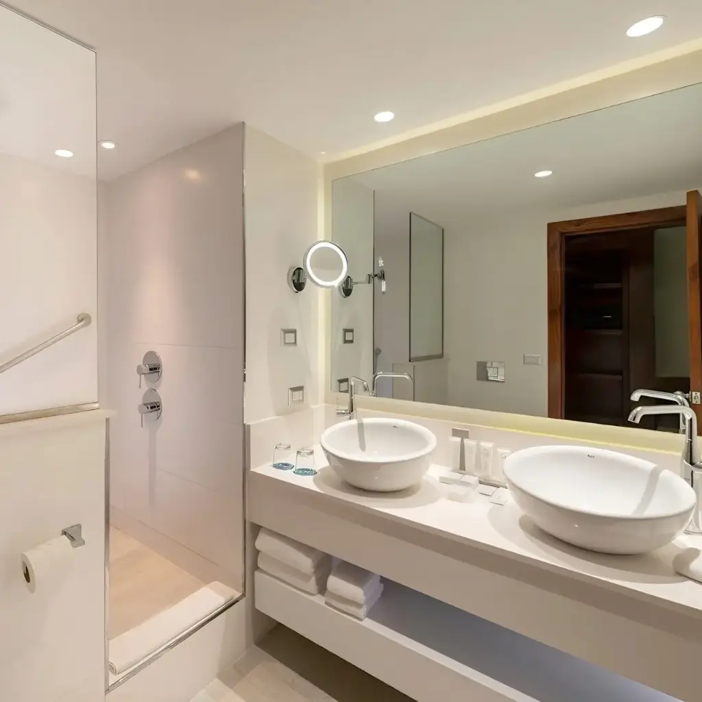 premium-roomx.webp