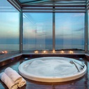 Rixos Sungate jacuzzi.jpg
