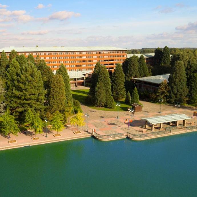 Vacanță la Sequoia Lodge hotel Disneyland Paris